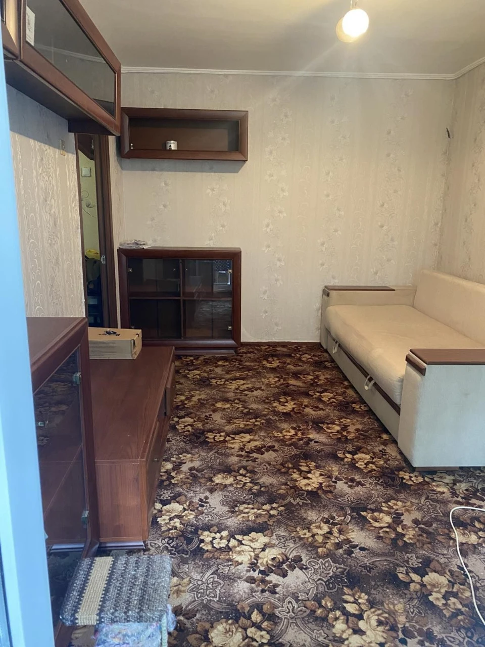 Здається з 26.09-1но к. кв Гостинка Вулиця Нововокзальна м В