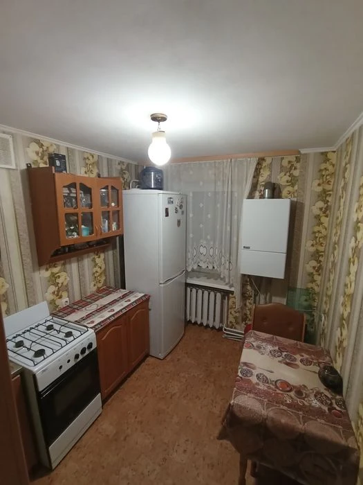 Продаж 2 км квартири на Поділлі