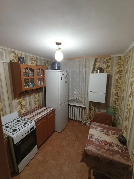 Продаж 2 км квартири на Поділлі