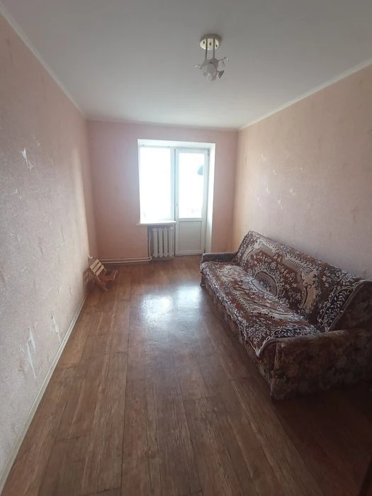 Продаж 2 км квартири на Поділлі