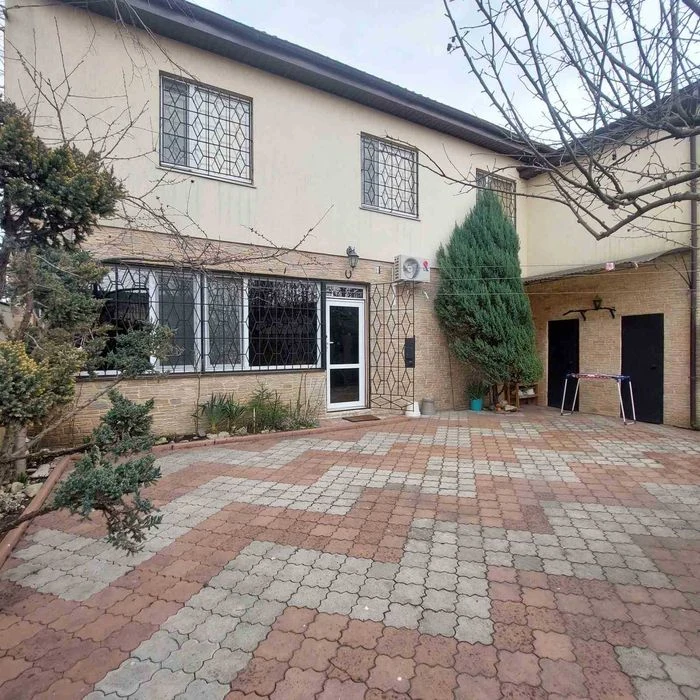 2-storey cottage for sale on the Black Sea coast