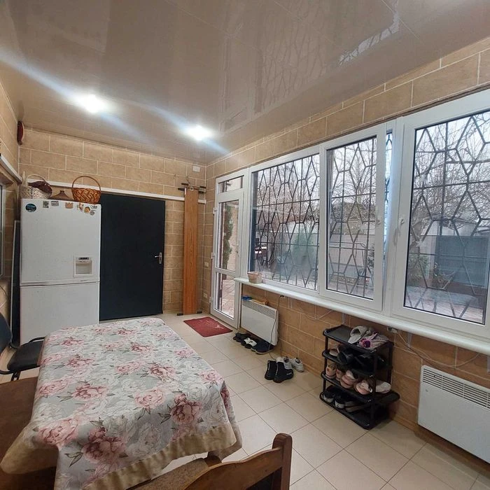 2-storey cottage for sale on the Black Sea coast