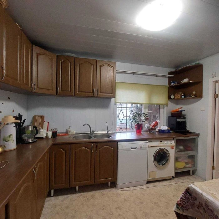 2-storey cottage for sale on the Black Sea coast