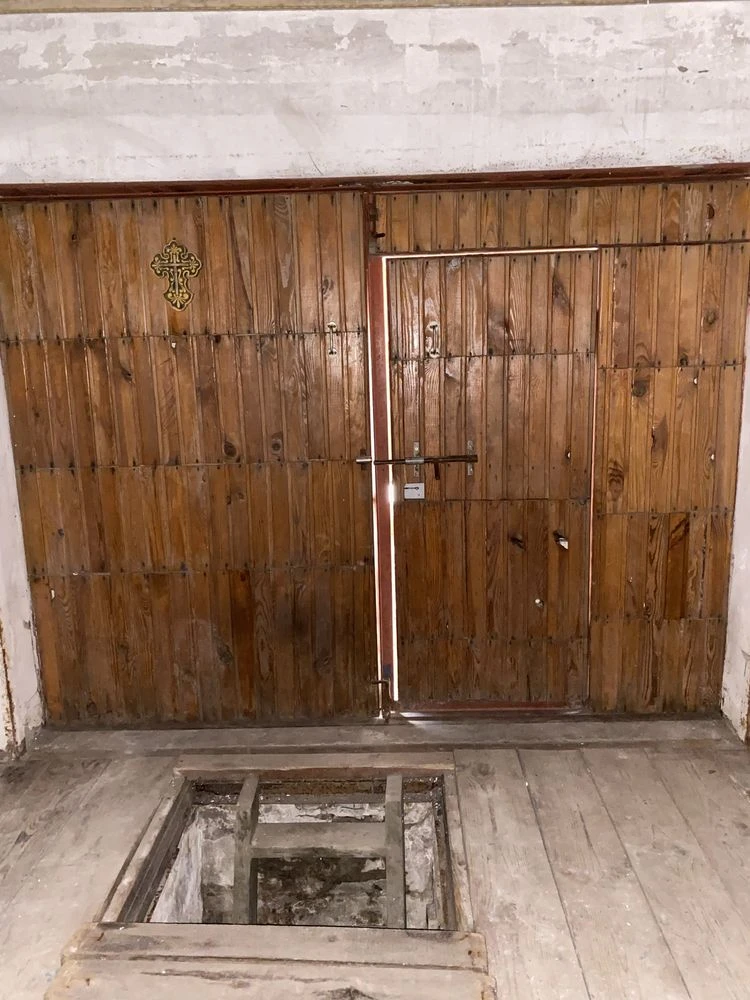 Garage in the "Zil'zhnichnyk" Cooperative