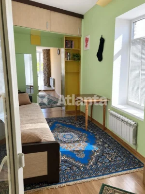 2-room apartment on Бережанській street