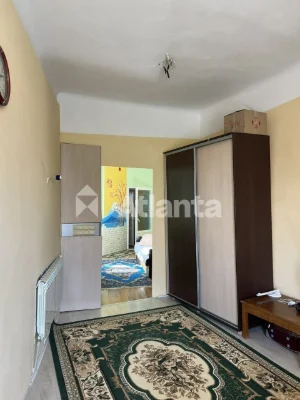 2-room apartment on Бережанській street