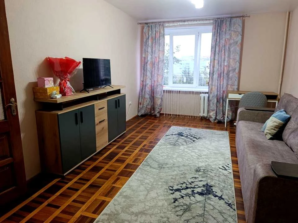 Apartment. Ivan Mykolychuk Street, Lviv