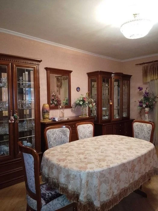 3-room apartment for sale at Kurbasa Ave. 7a. No commission for