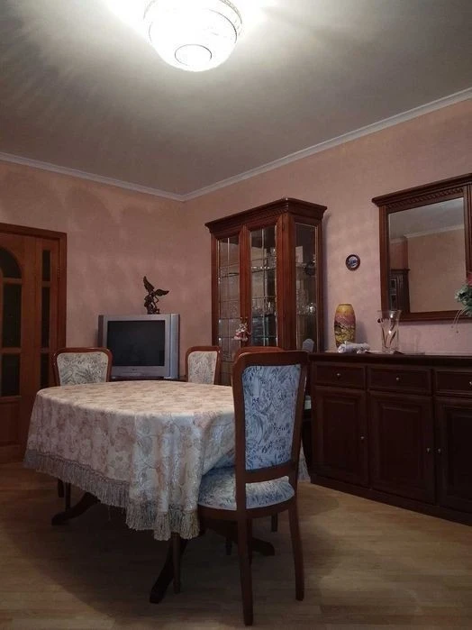 3-room apartment for sale at Kurbasa Ave. 7a. No commission for