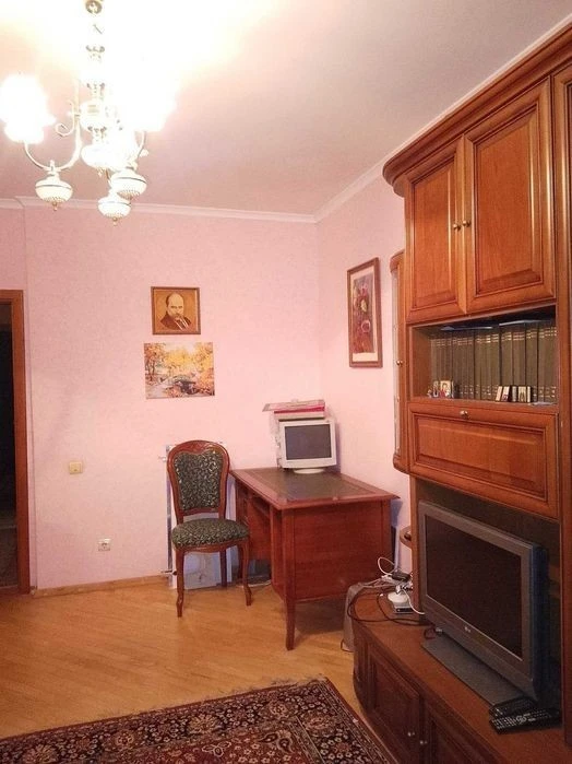 3-room apartment for sale at Kurbasa Ave. 7a. No commission for