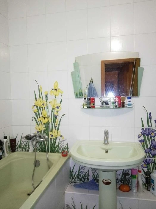 3-room apartment for sale at Kurbasa Ave. 7a. No commission for