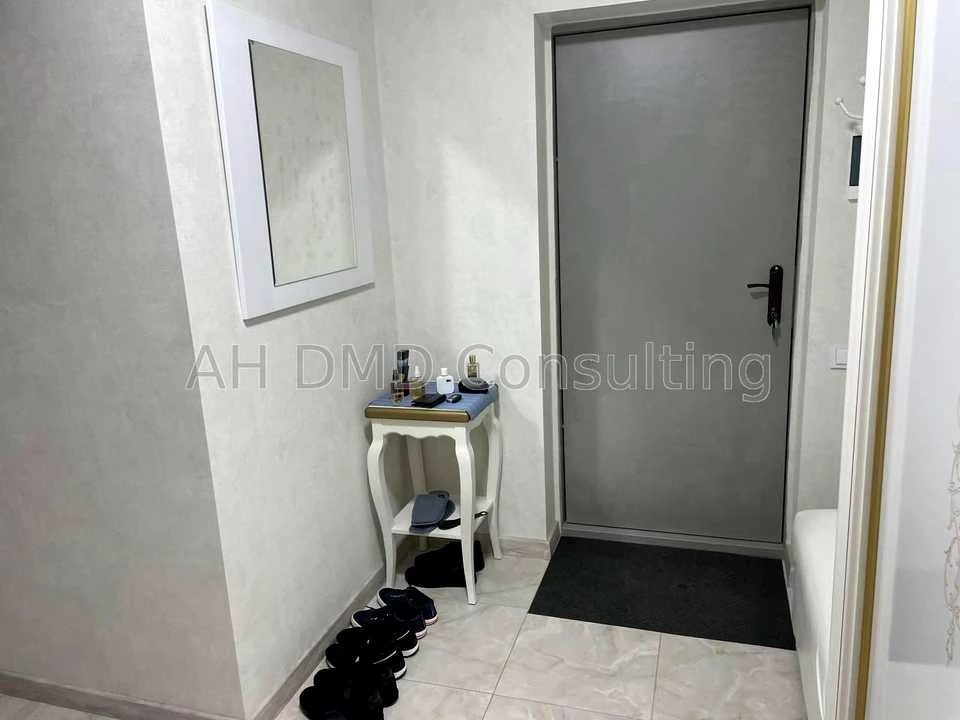 Apartment. Danila Shcherbakyvsky St.
