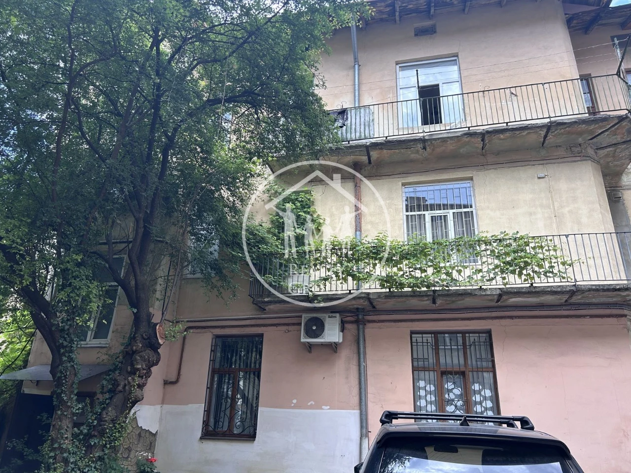 Urgent sale!! Historical center!! 2-bedroom apartment 9