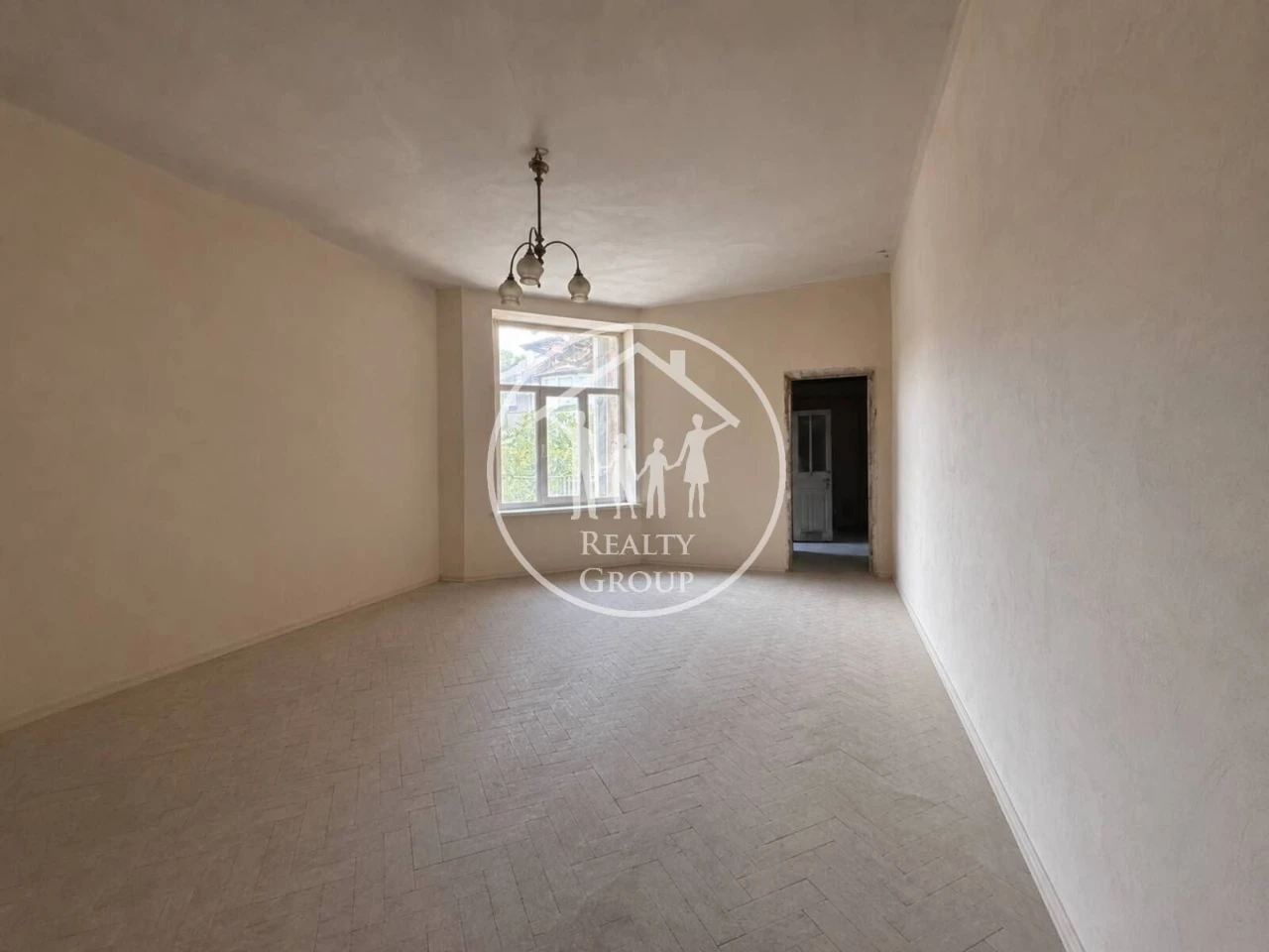 Urgent sale!! Historical center!! 2-bedroom apartment 9