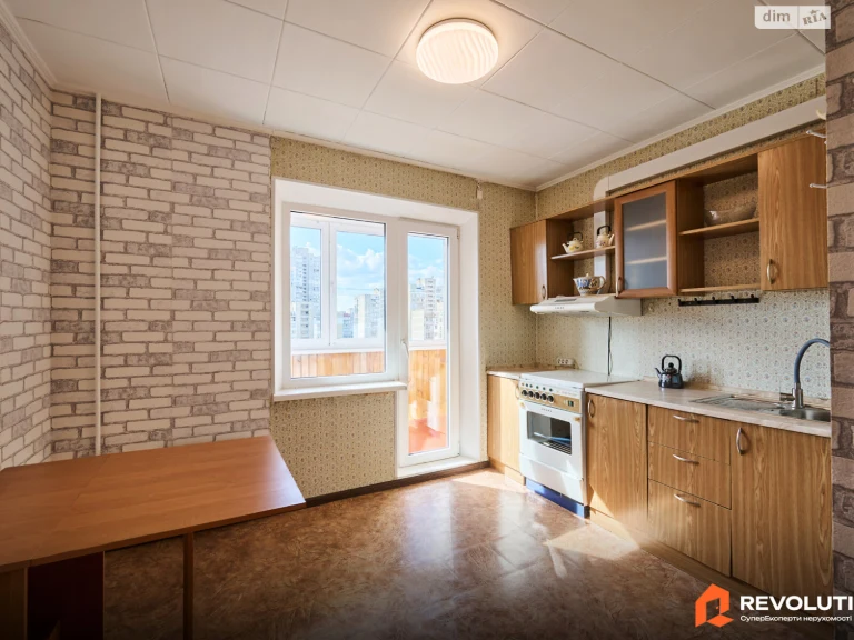 Продажа Квартиры в Харьковском Массиве