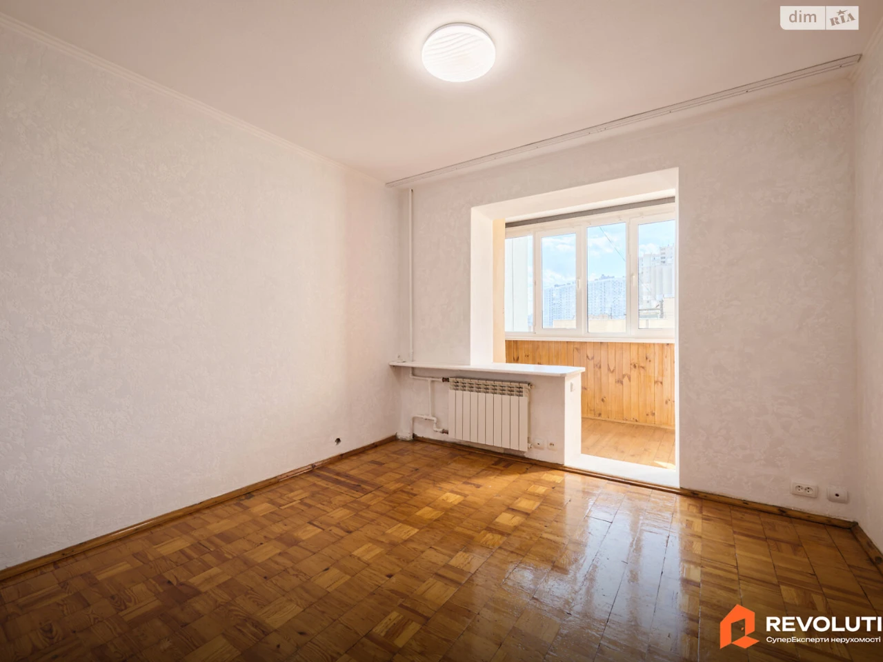 Продажа Квартиры в Харьковском Массиве