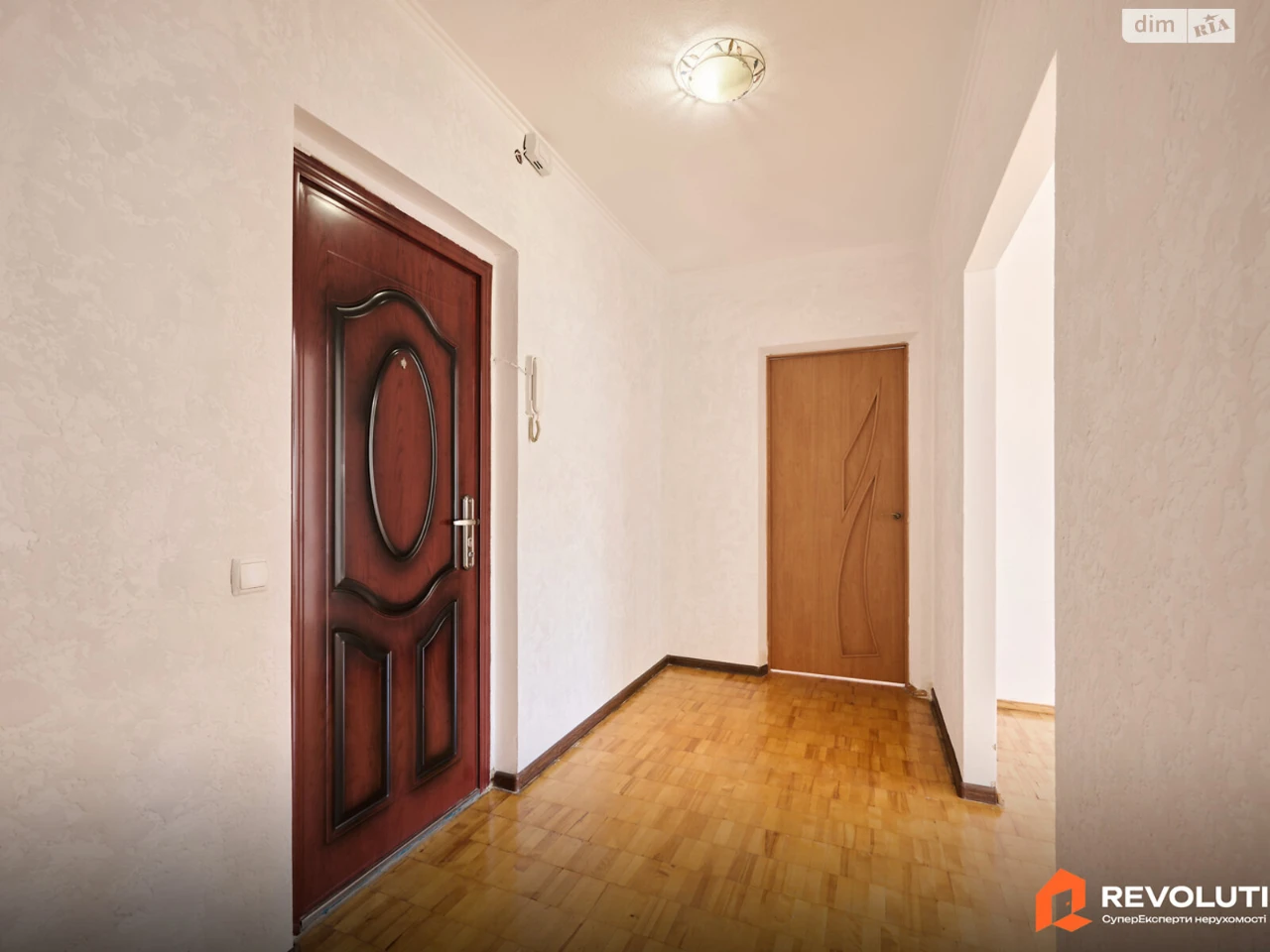 Продажа Квартиры в Харьковском Массиве