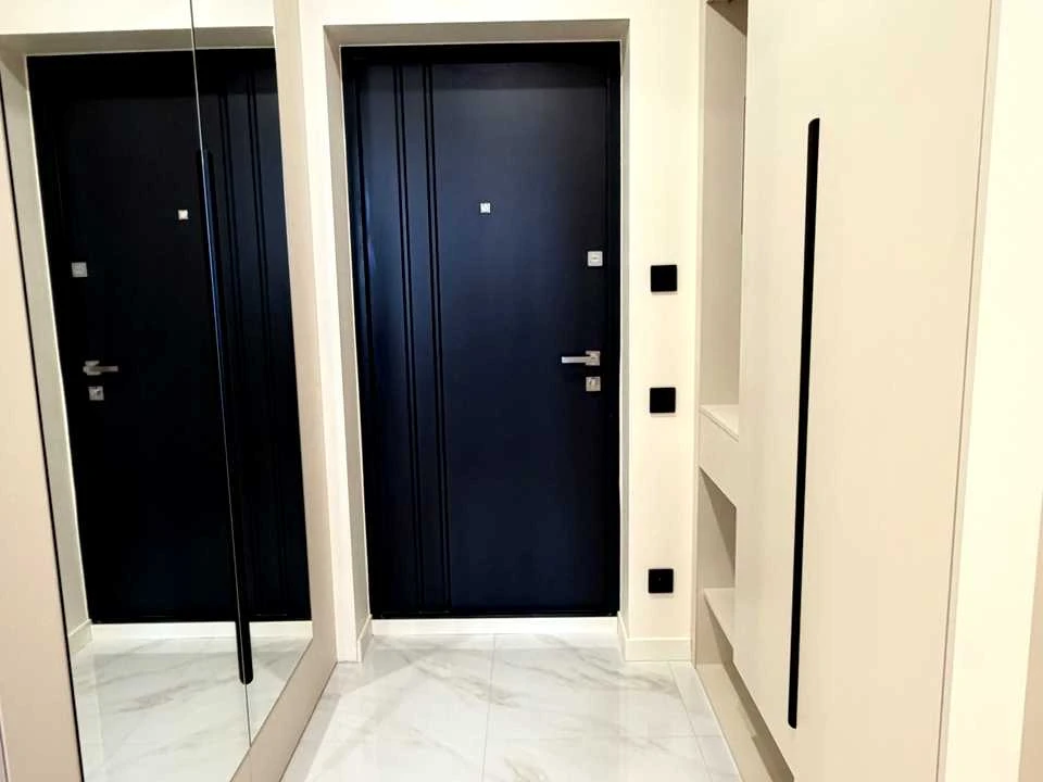 Квартира. Київ, Дніпровська набережна вул.