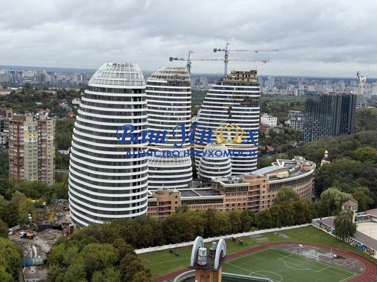 Продажа 5-комнатной квартиры на ул. Леси Украинки, Центр, Киев