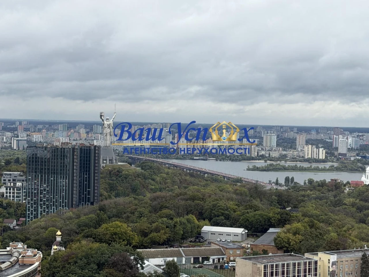 Продажа 5-комнатной квартиры на ул. Леси Украинки, Центр, Киев