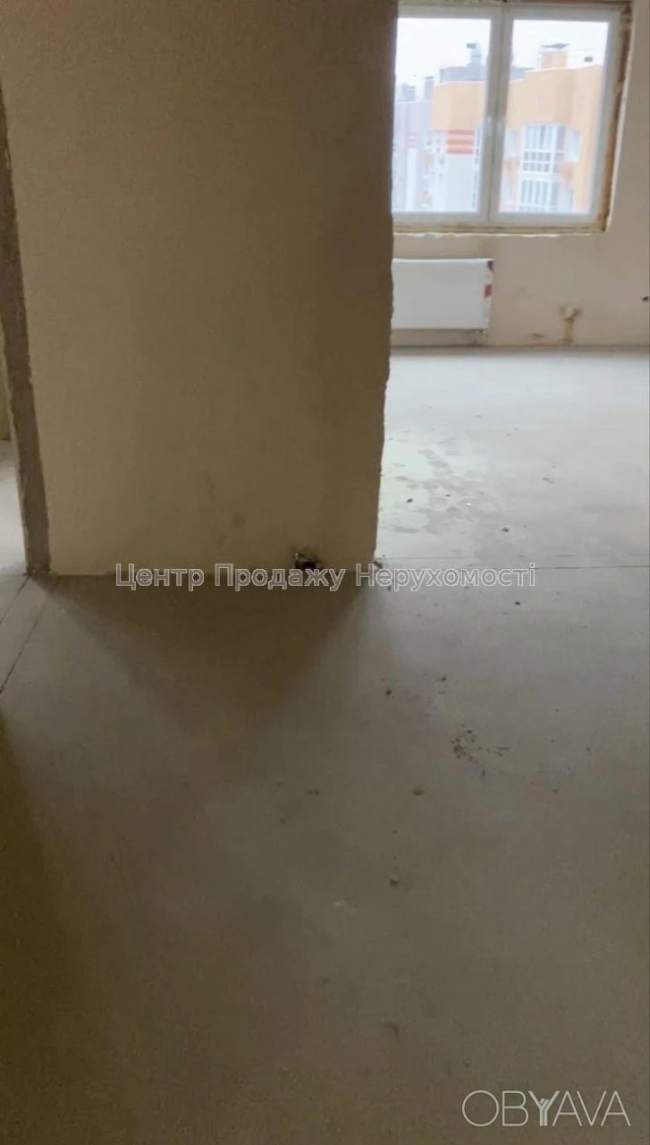 Квартира 2-комнатная, 91 кв. м.