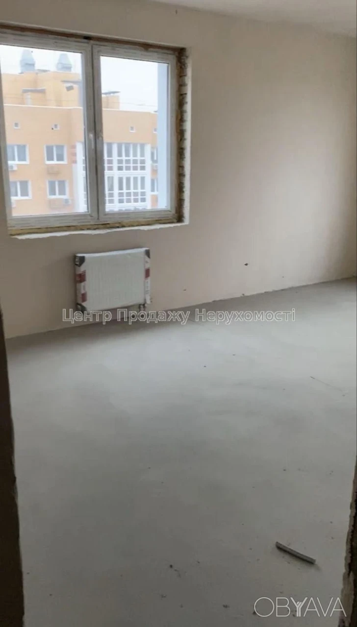 Квартира 2-комнатная, 91 кв. м.
