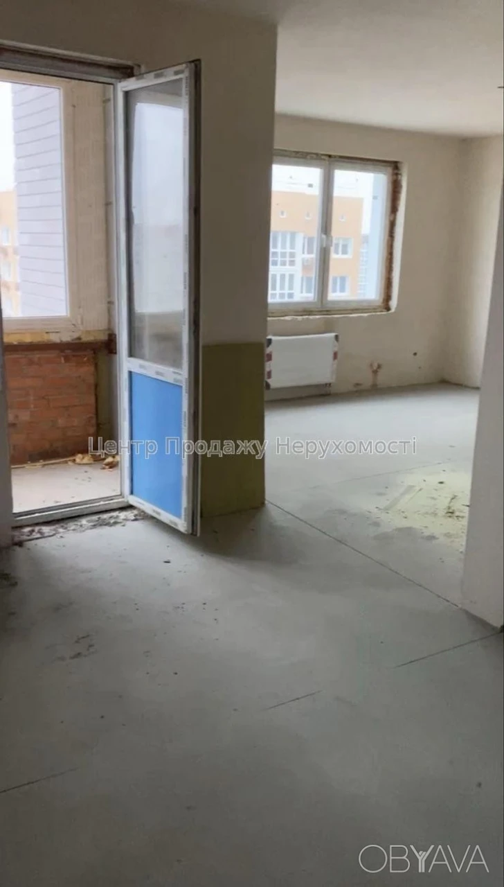 Квартира 2-комнатная, 91 кв. м.