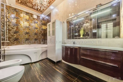 3-комнатная квартира, 111 м.кв.