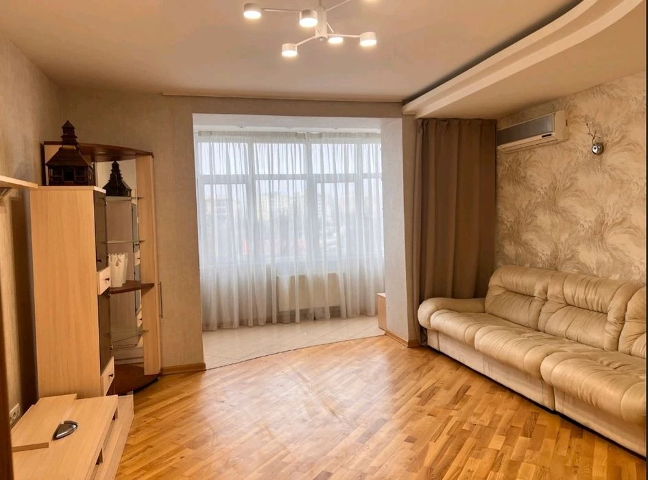 Продам Парковую 2х комнатную квартиру