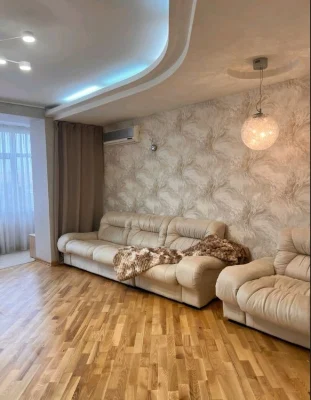 Продам Парковую 2х комнатную квартиру