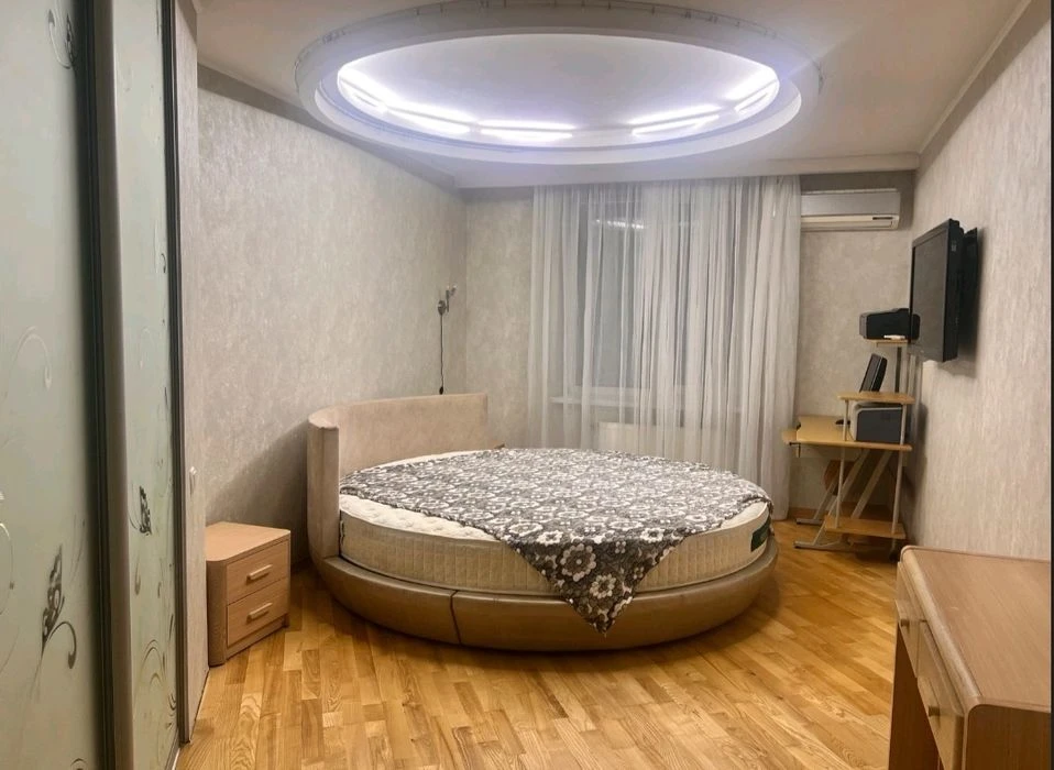 Продам Парковую 2х комнатную квартиру