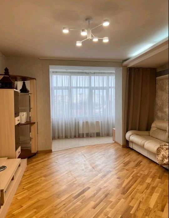 Продам Парковую 2х комнатную квартиру