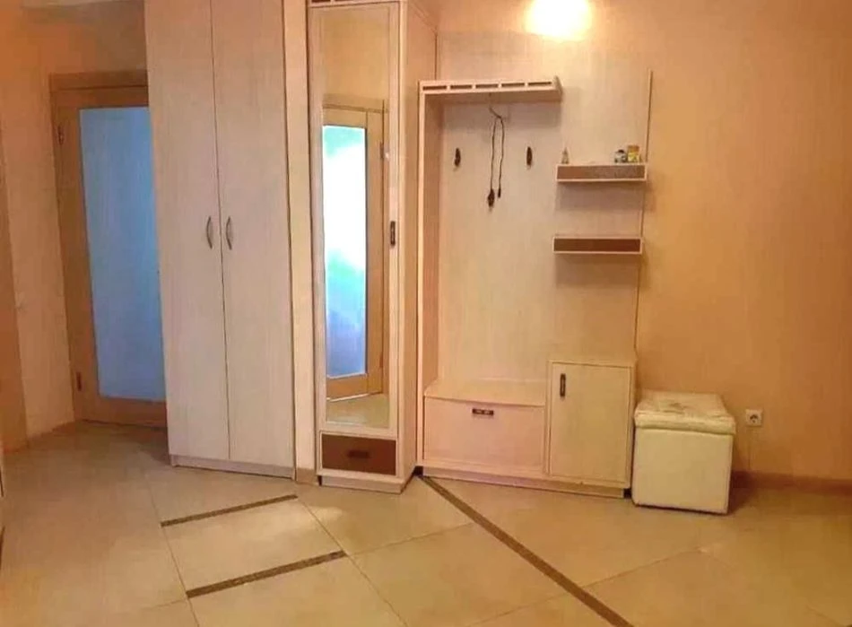 Продам Парковую 2х комнатную квартиру
