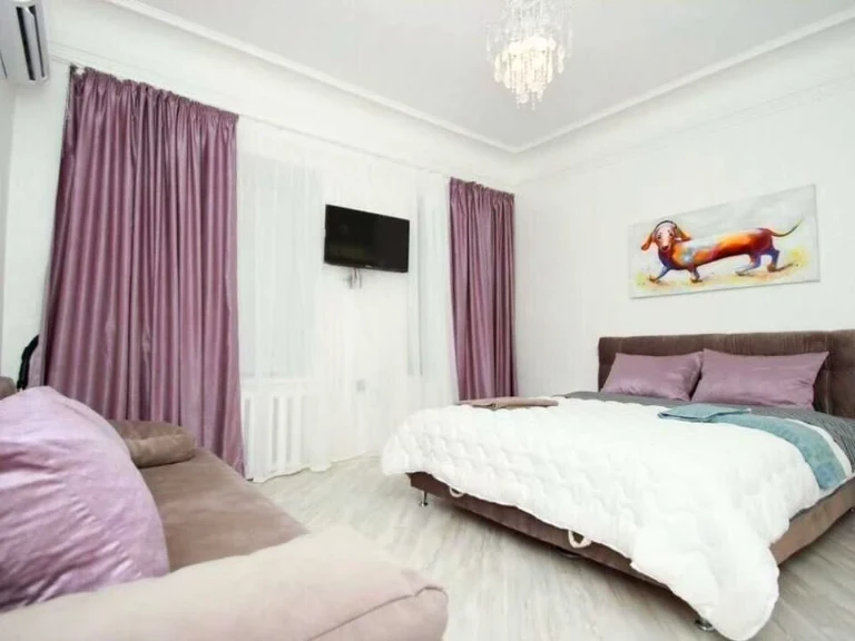 Apartment. Odessa, Panteleimonivska Street