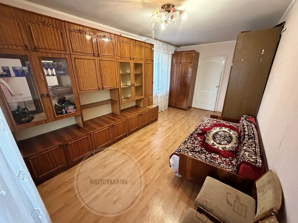 Космос/13 Лінія продаж 3к квартири з індивідуальним опалення