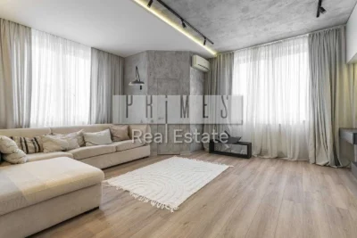 Apartment for Sale - 3 Bedrooms - Volodymyr Yasuyka Street 2G