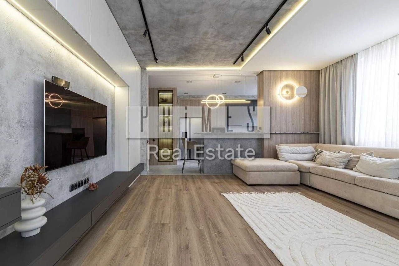 Apartment for Sale - 3 Bedrooms - Volodymyr Yasuyka Street 2G