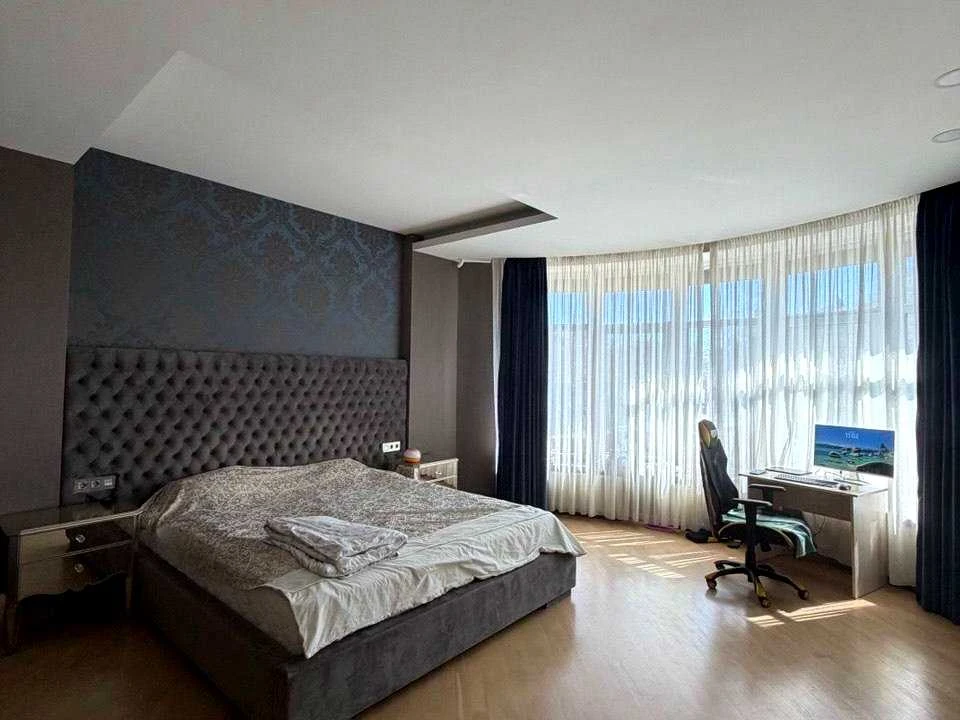 House. Naukova Prospect, Dnipro