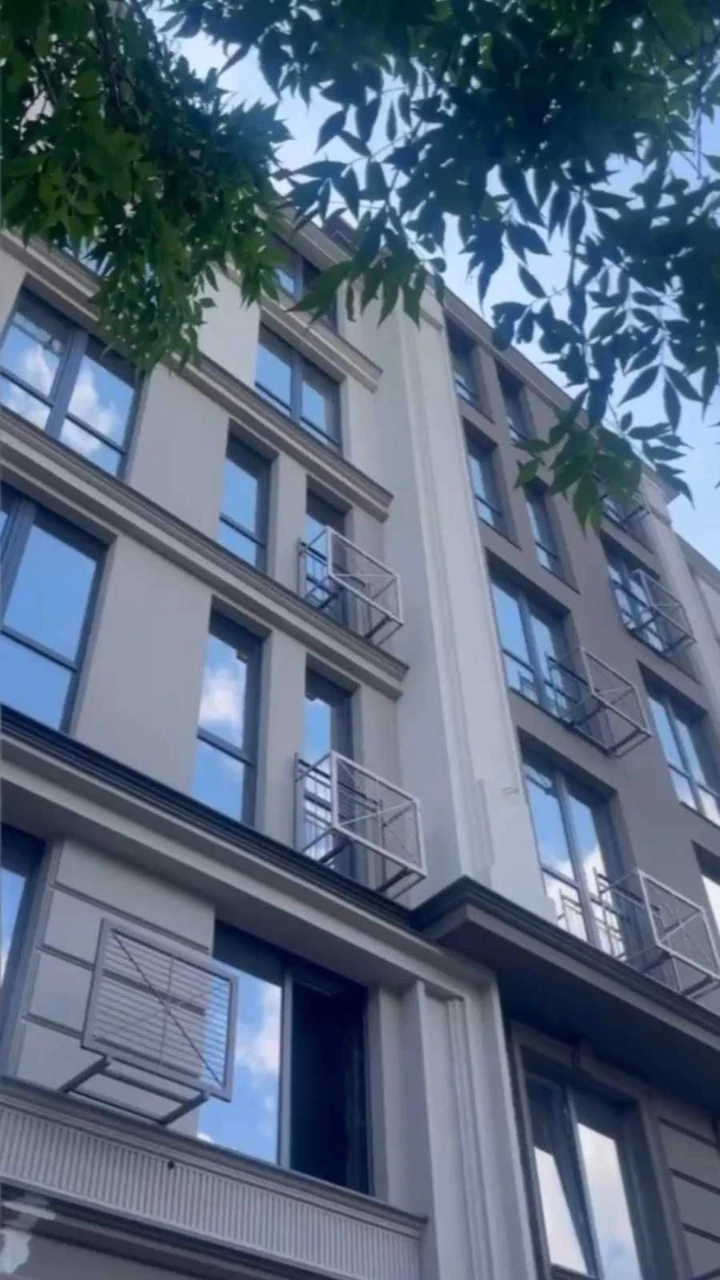 Продам в рассрочку в сданном доме 1 ком квартиру. Терраса. Ц