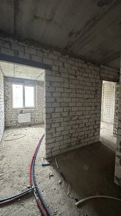 Selling a 2-room apartment in Alekseevka.