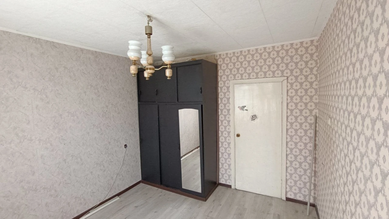 Продается двухкомнатная квартира на улице Таирова