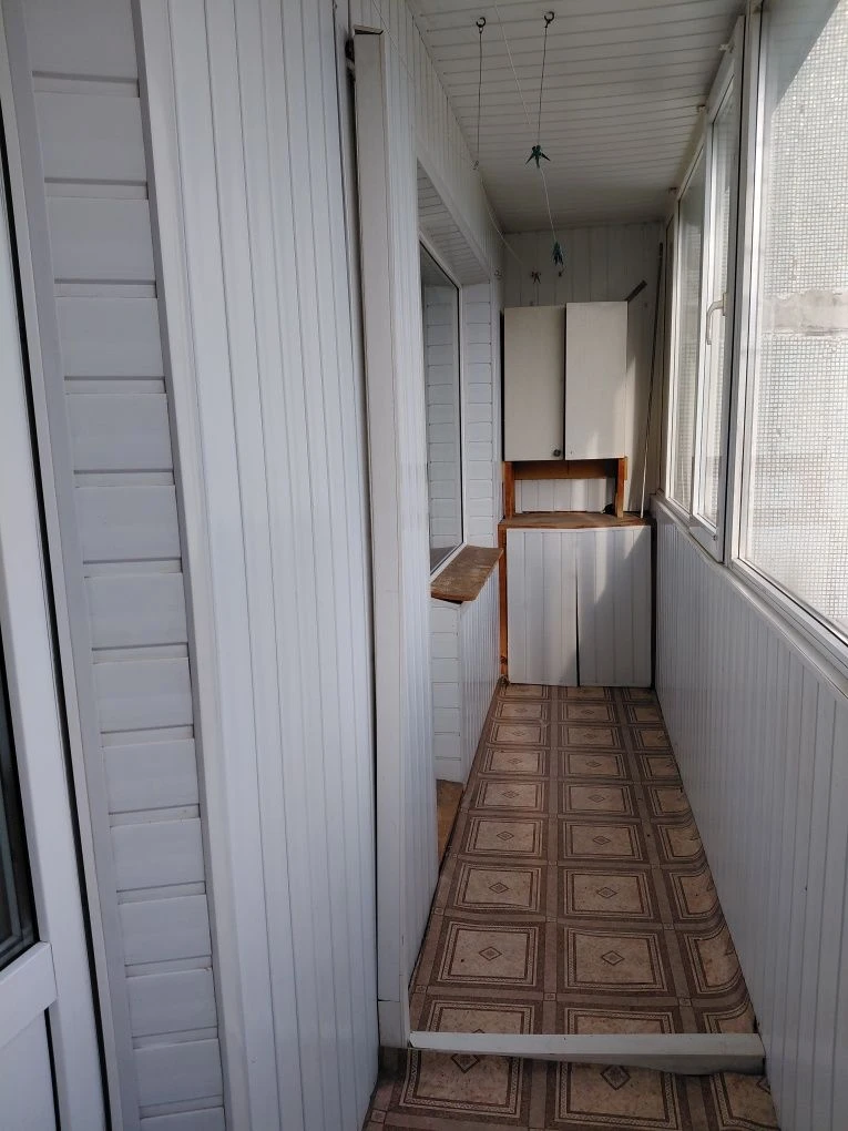 For sale, one-bedroom apartment in the Khortytsia district