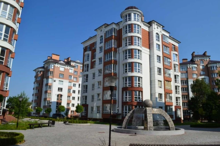 Продається 2кім.квартира з ремонтом
