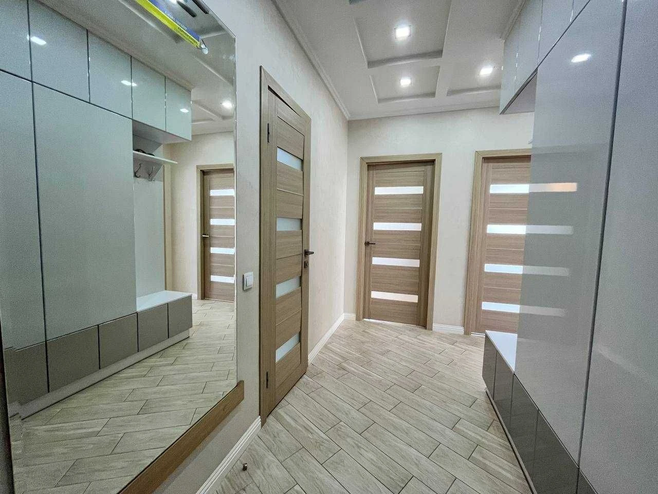 Продається 2кім.квартира з ремонтом