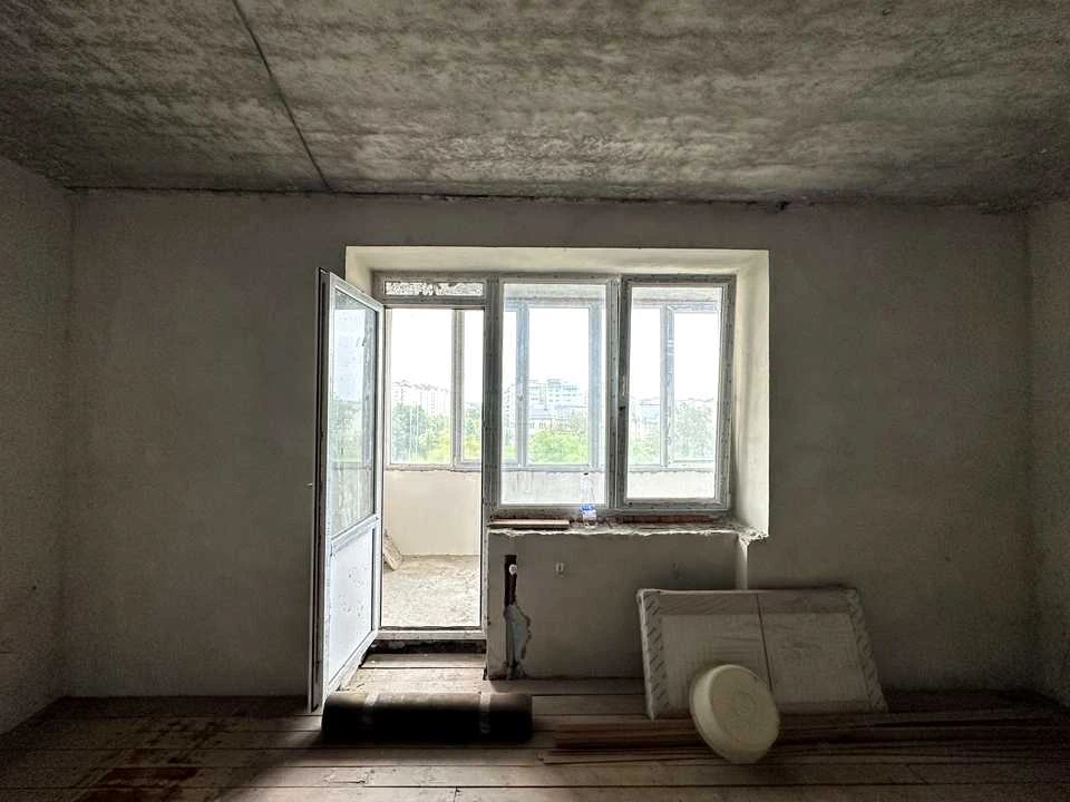 Apartment. Ivano-Frankivsk, Nezalezhnosti St.