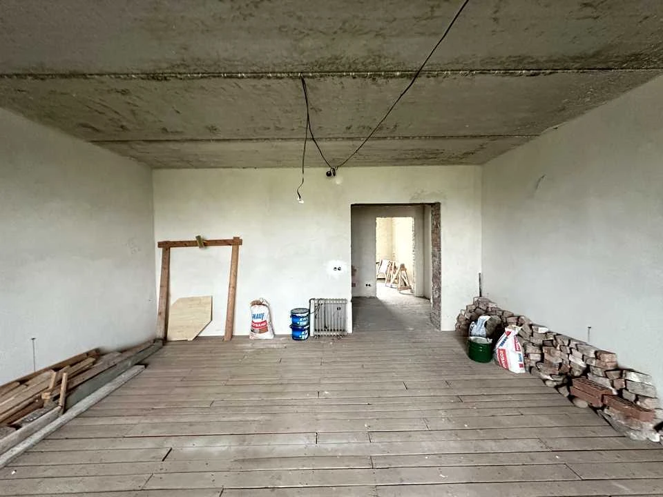 Apartment. Ivano-Frankivsk, Nezalezhnosti St.