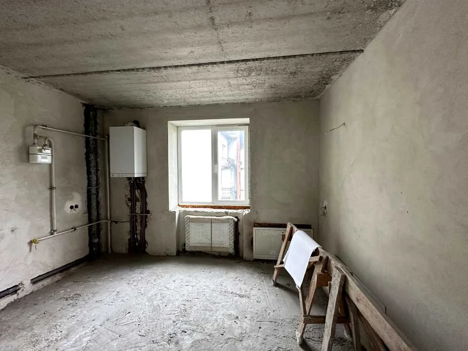 Apartment. Ivano-Frankivsk, Nezalezhnosti St.