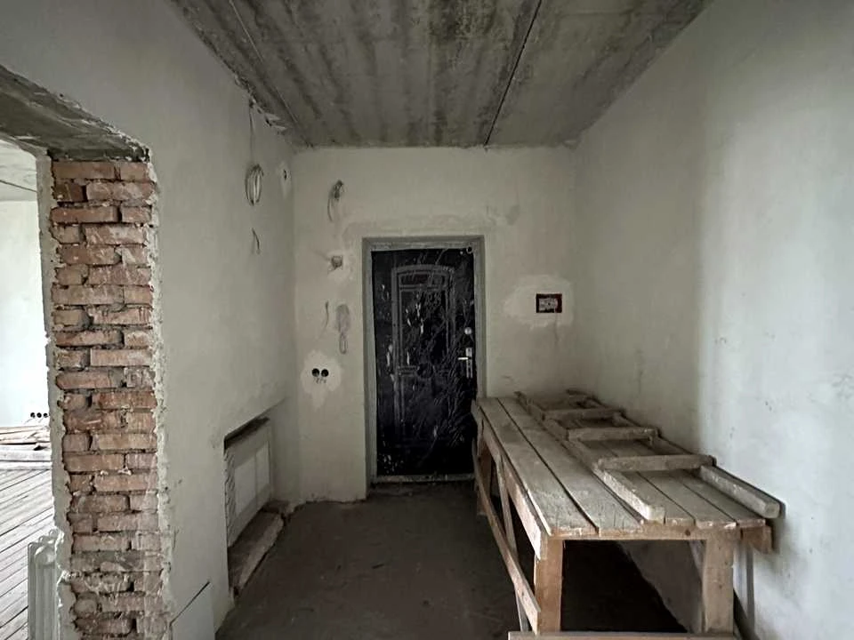 Apartment. Ivano-Frankivsk, Nezalezhnosti St.