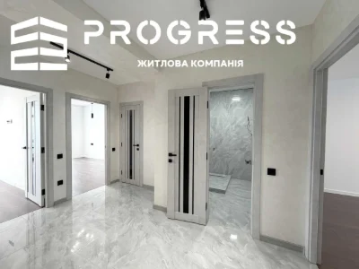 Продаж 3 кімнатної квартири з ремонтом ЖК Містечко Центральн