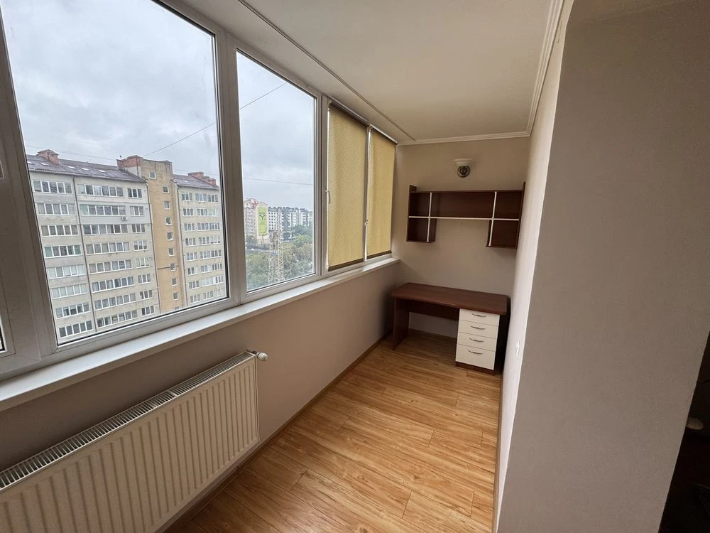 Власник. Продам 2-кімнатну квартиру (92,4 м. кв) Івано-Франк